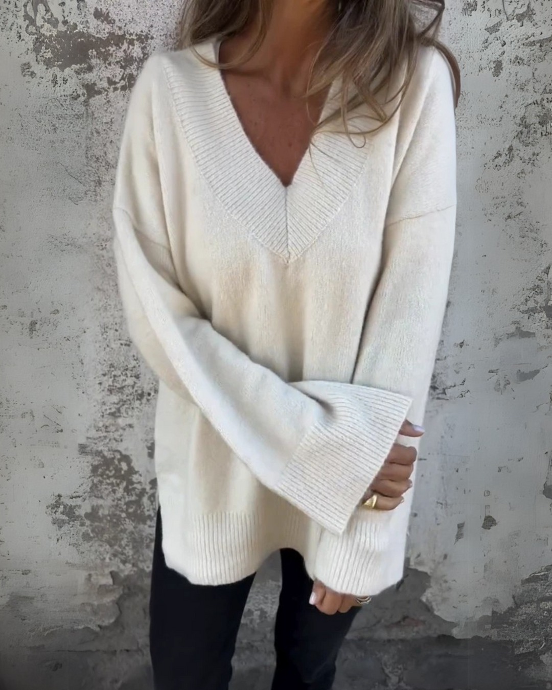 MARIANE - MAGLIONE CASUAL CON SCOLLO A V