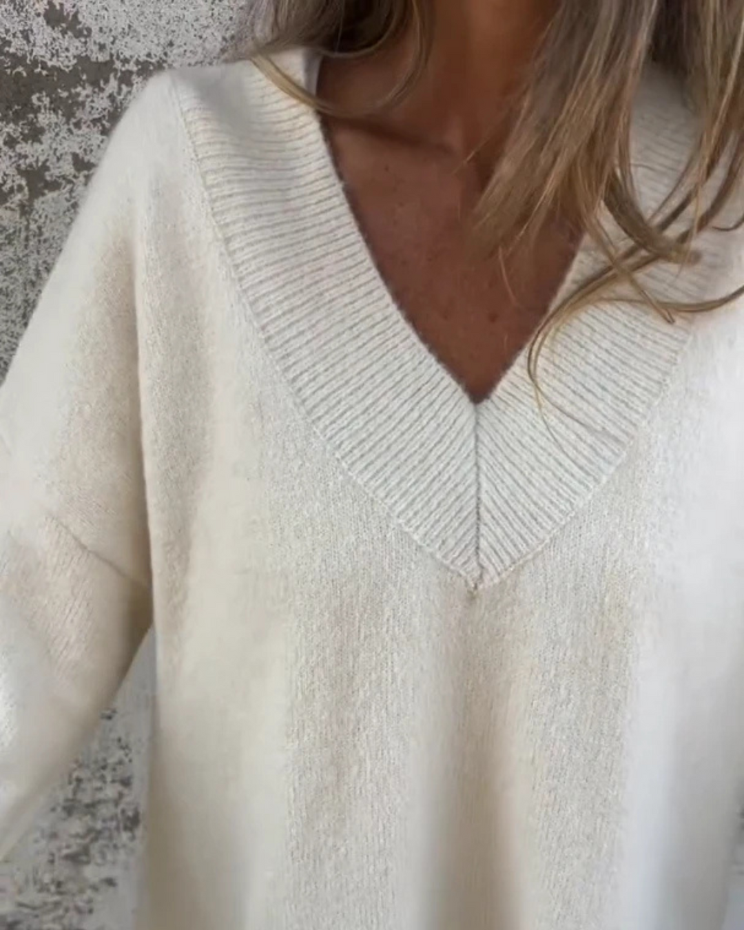 MARIANE - MAGLIONE CASUAL CON SCOLLO A V