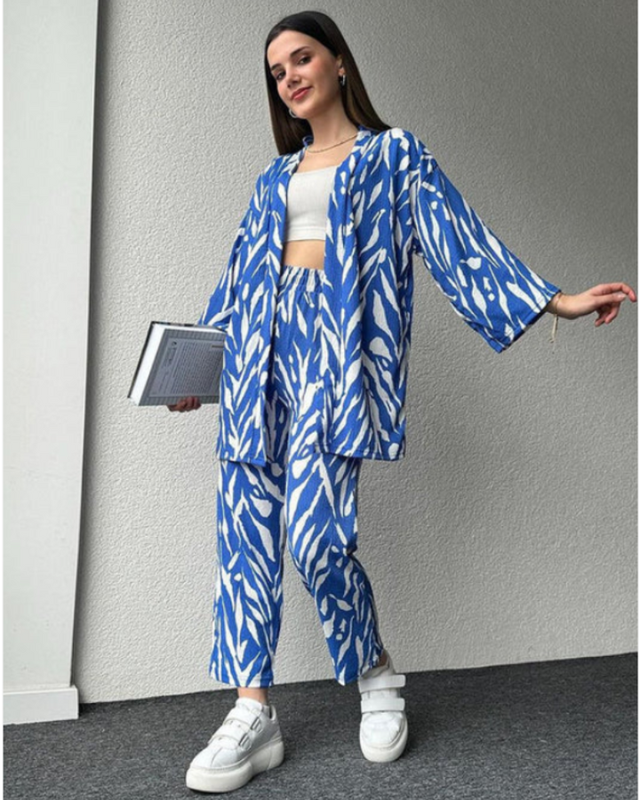 DENIA - Camicia oversize con stampa e pantaloni