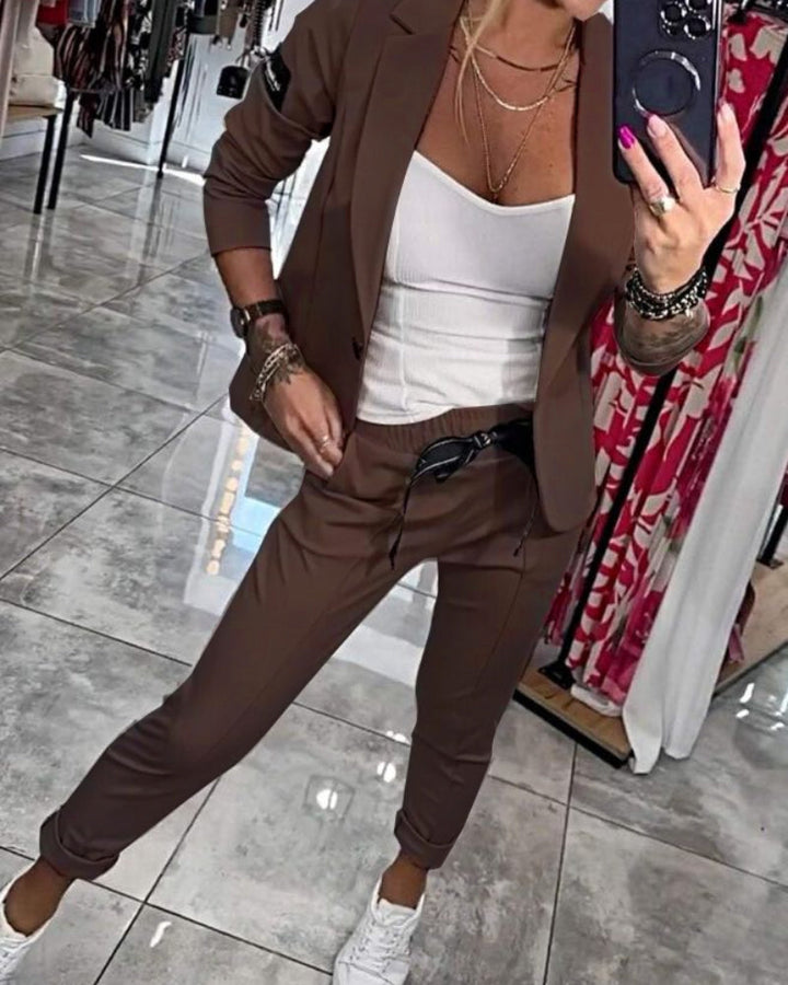 MALOU - Top con giacca e pantaloni
