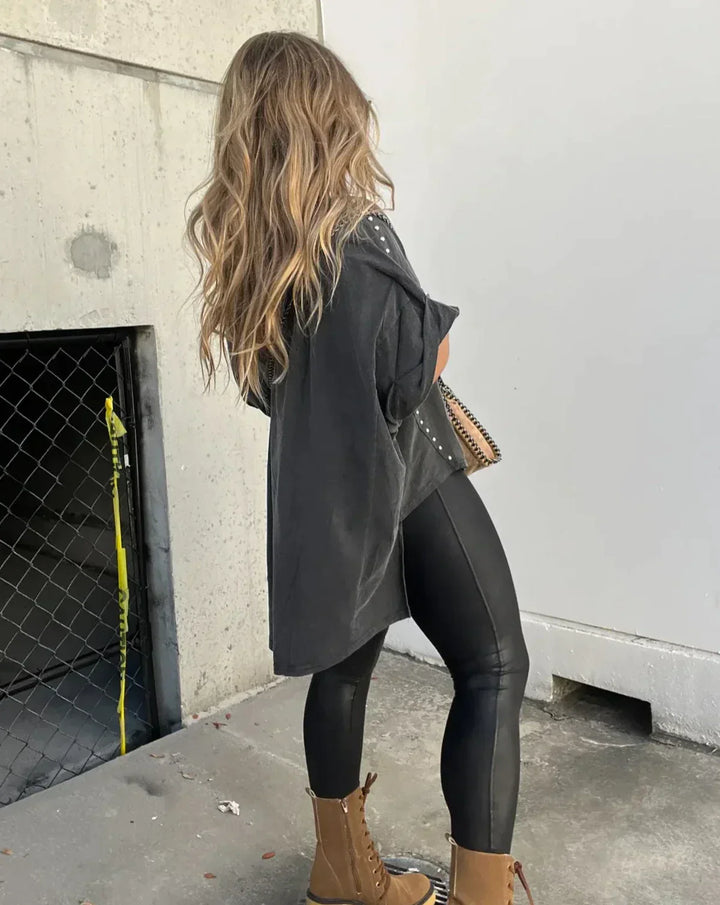 BELLA - T-SHIRT OVERSIZE CON BORCHIE
